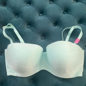 Victoria’s Secret bra 36DD New with tag